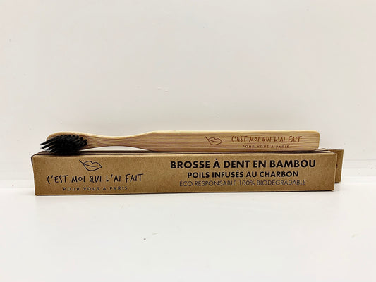 Brosse à dents infusé charbon